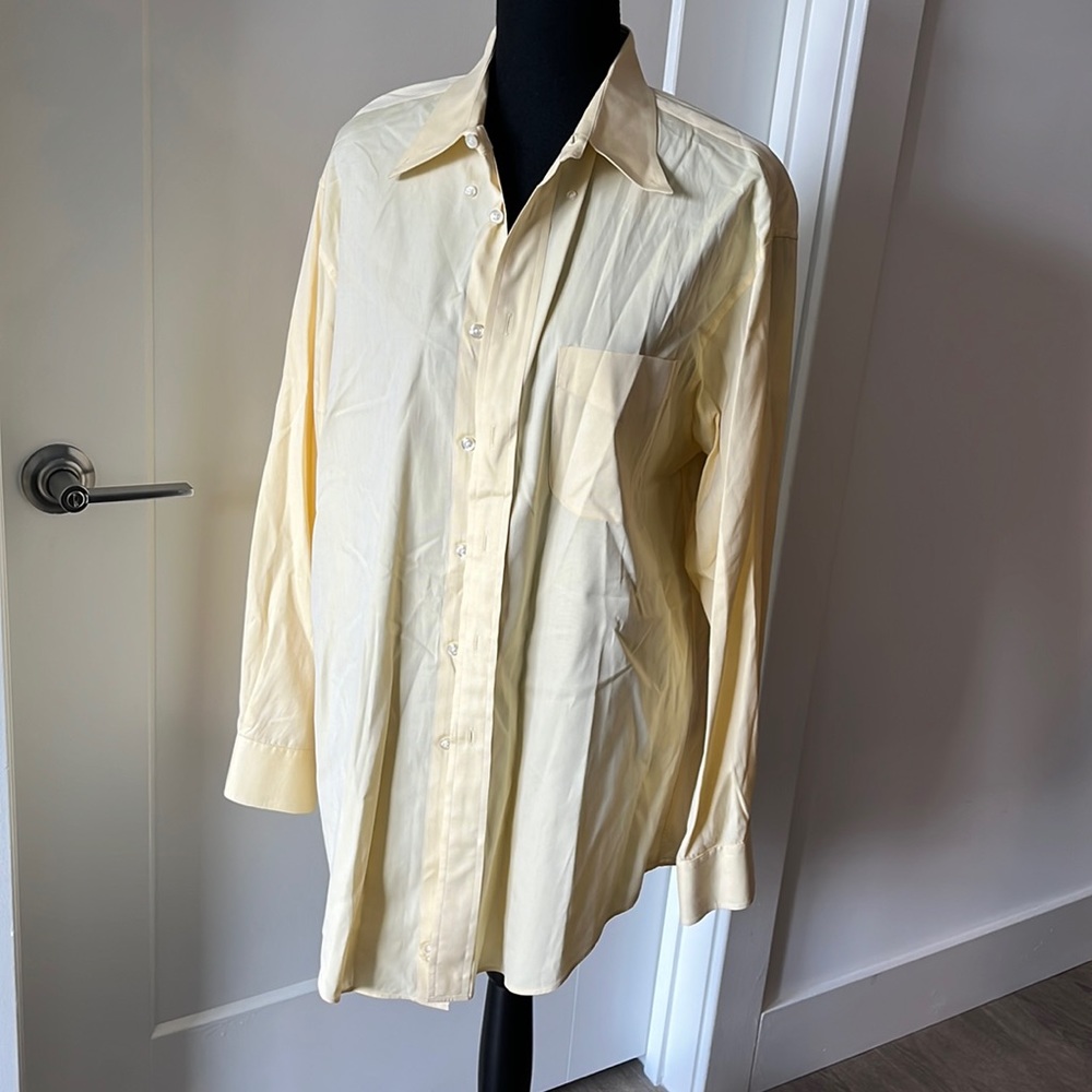 Club room Long sleeve T-shirt